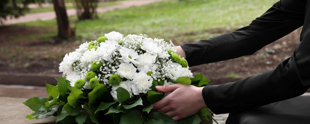 funeral planning australia,
how to arrange a funeral in australia,
how to plan a funeral for a parent,
best funeral plans australia
