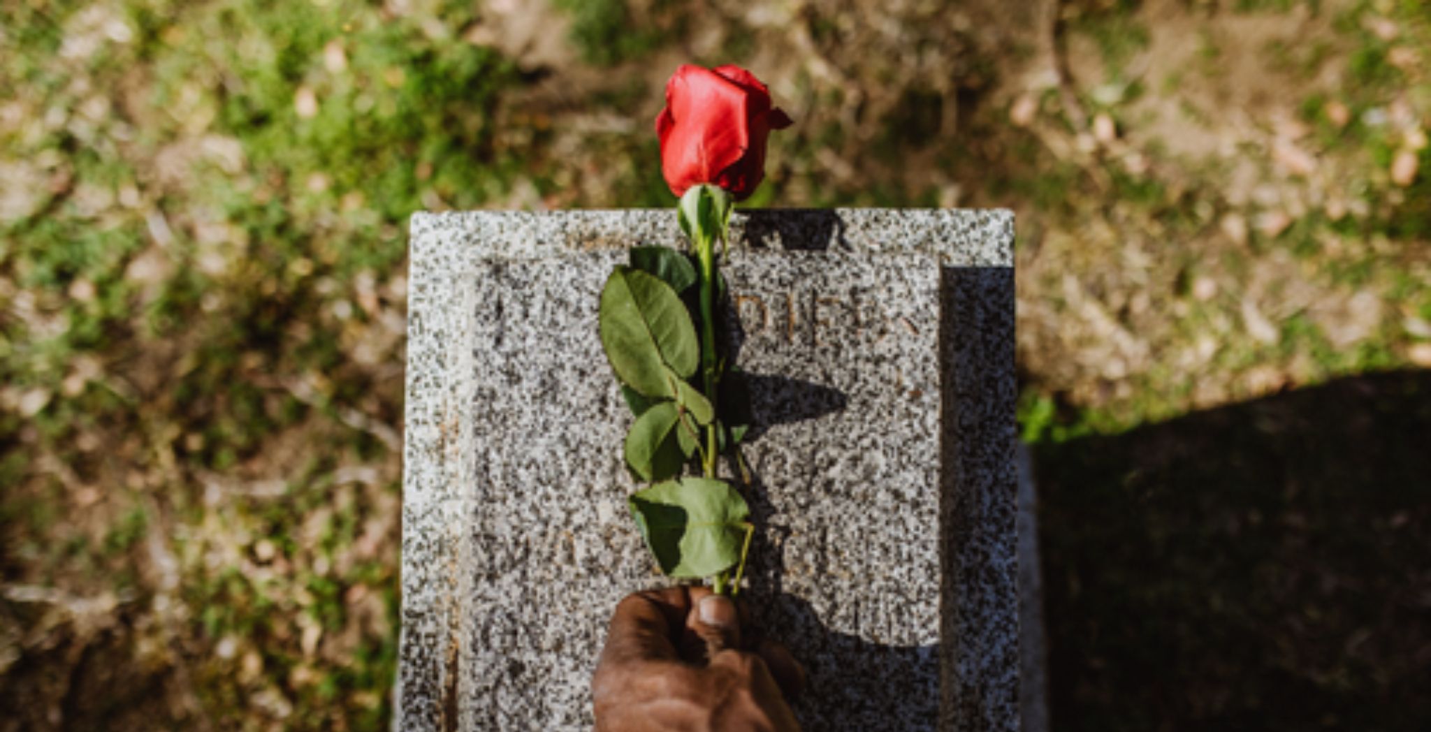 Honouring someone who has died, Creative ways to honour someone, How to honour someone with words, Short quotes about remembering someone who died